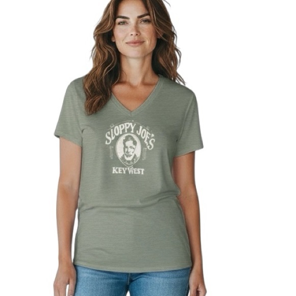 Platinum Delta Apparel Tops - Platinum Delta Apparel Women’s Cut V Neck Sloppy Joe’s Key West Graphic Tee XL
